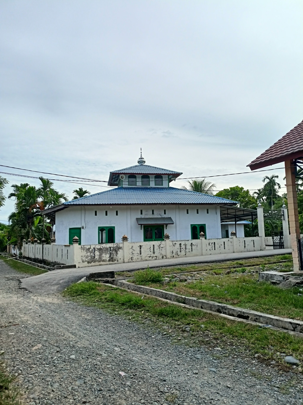 Meunasah Darul Hijrah, dusun Care, gampong Teureubeh